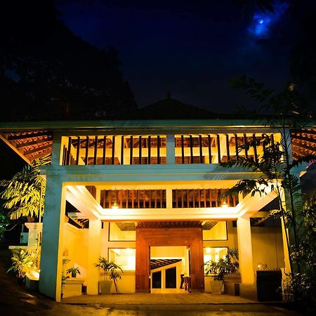 Hotel Hilltop كاندي المظهر الخارجي الصورة